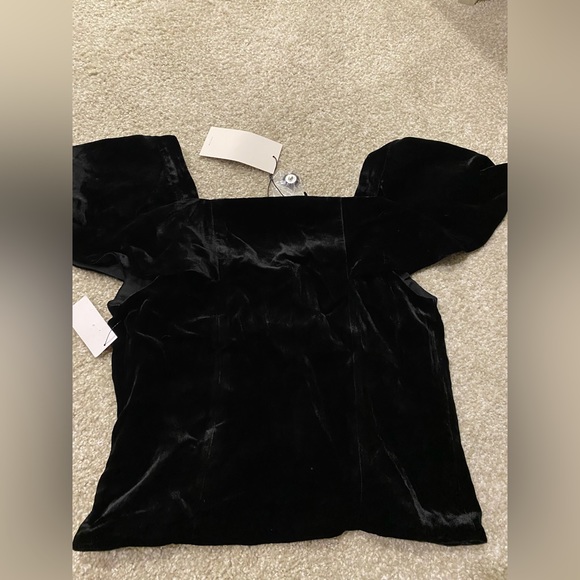 Joie Juniper Velvet Silk Blend Top Women's 2 Black Sweetheart Neck NWT - Picture 5 of 6